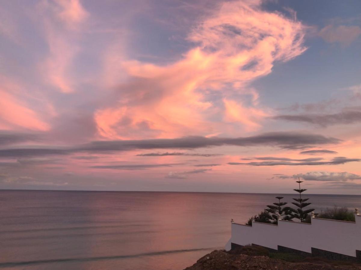 Fuerteventura Beach Vacations And Blue Mango Surf&Fitness Center At Charco Puerto del Rosario  Εξωτερικό φωτογραφία